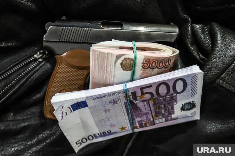 Бывших милиционеров судят за убийства