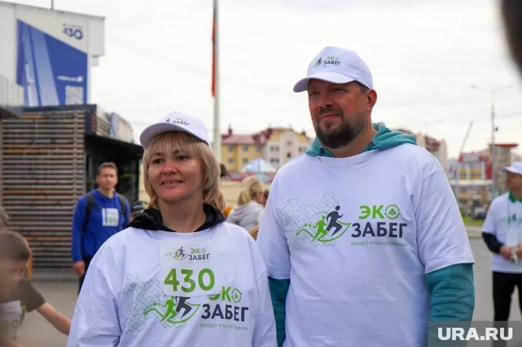 Почти две тонны мусора собрали жители Салехарда на экозабереге