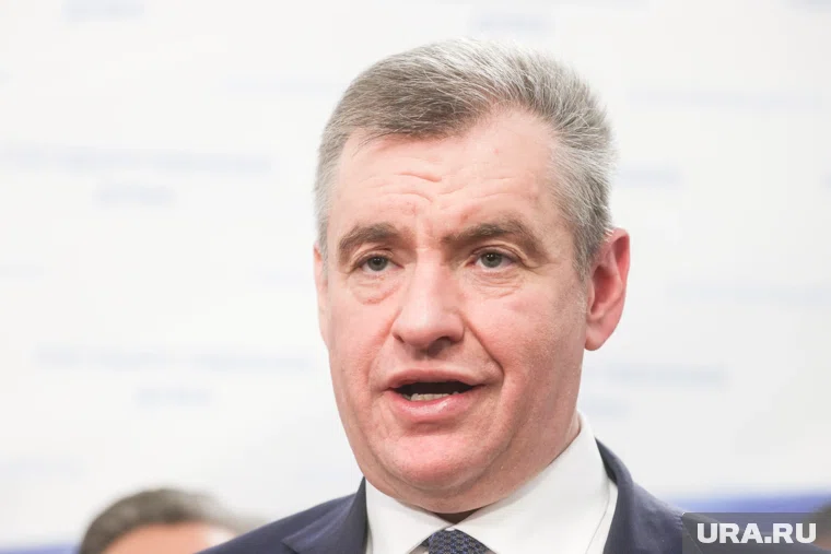 По словам Слуцкого, ситуация в Германии показывает, что «фронт здравомыслия» расширяется