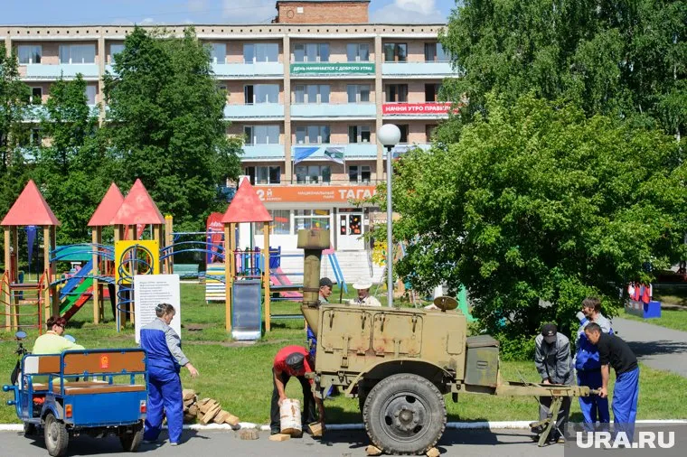 Федор Бабенков сообщил, что на накопительной парковке открыты две полевые кухни