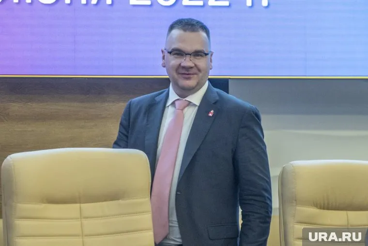 Эдуард Соснин официально 27—29 сентября находится в командировке