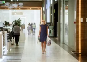 Структура Газпромбанка решила выкупить сеть торговых центров «Мега»