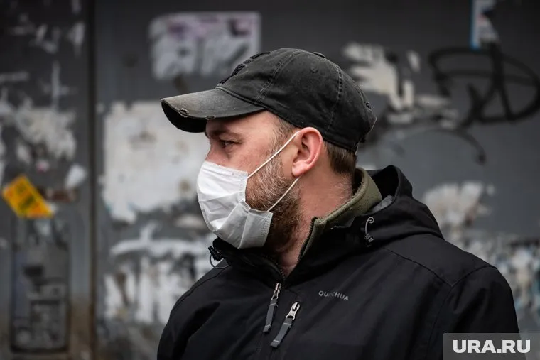 Есть вероятность, что россияне смогут избежать второго карантина, считает вирусолог