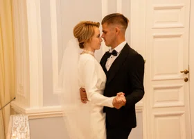 Тюменцам за деньги предлагают организовать развод