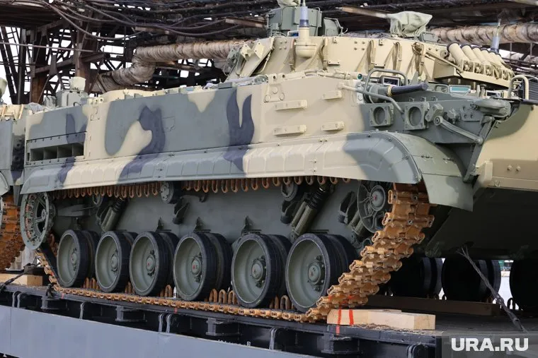 КМЗ увеличил выпуск военной техника для нужд СВО