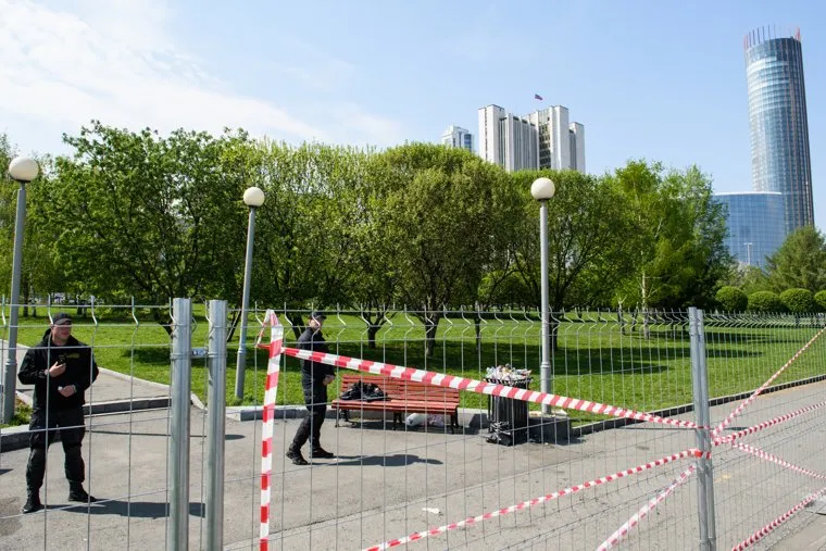 Сквер-на-Драме обнесли забором. Екатеринбург