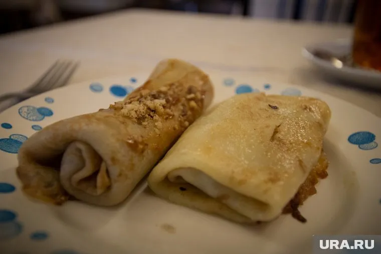 Дети, по одной из версий, отравились блинами