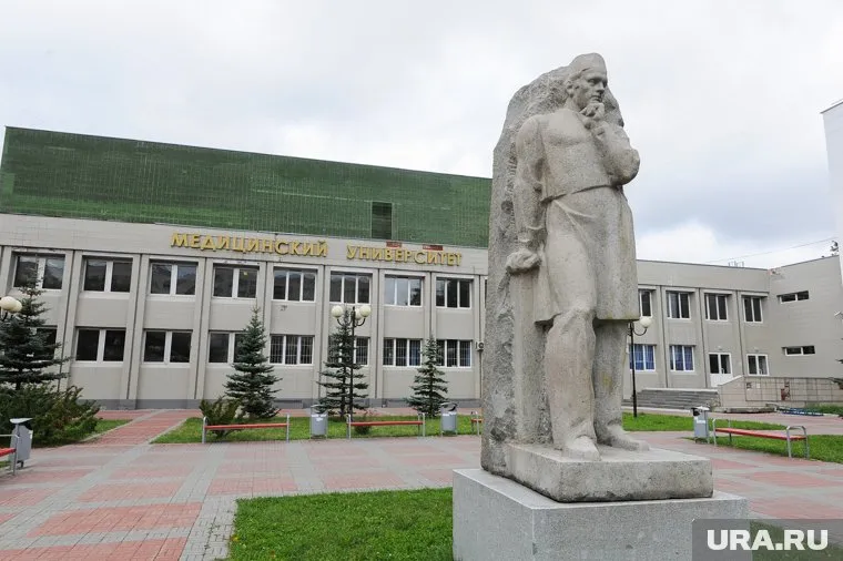Медик-инвалид уже судился с родным университетом