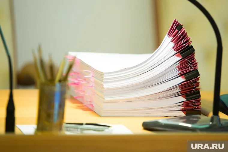 Главному приставу Прикамья Сергею Неведомскому предложили заняться алиментщиками и проблемами Коми-округа