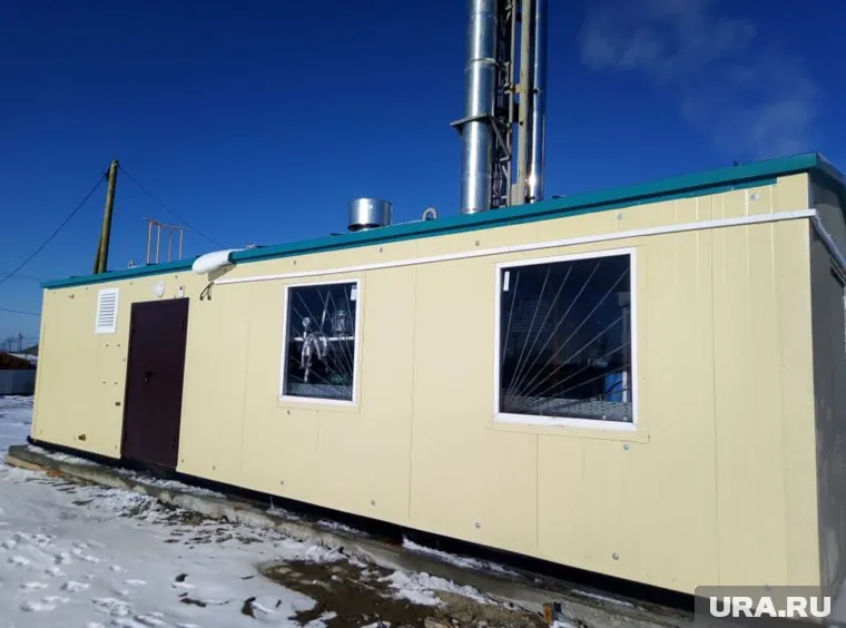 Для обеспечения яслей теплом и горячей водой энергетики устанавливают мобильную газовую котельную