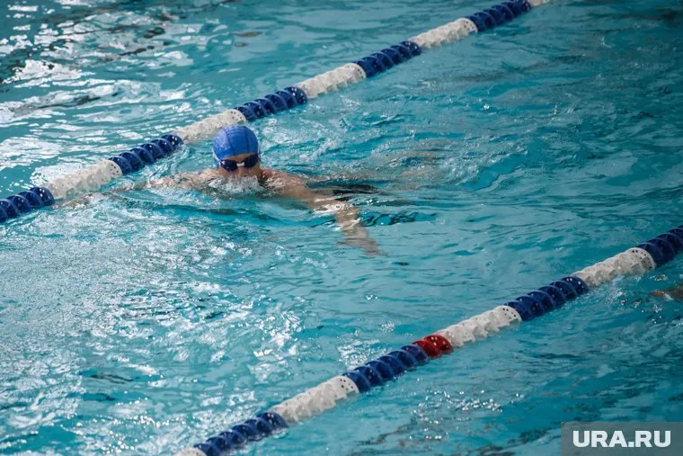 Бассейн может появиться в районе улицы Судостроителей, Широтной или Александра Сазонова