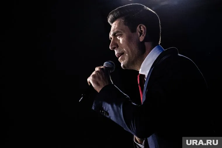 Дюжев рассказал студентам ХМАО о творчестве, карьере и ориентирах в жизни