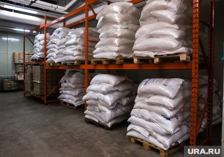 Несмотря на резкое падение оптовой цены, в рознице движение более плавное