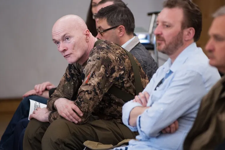 Традиционный сплав по реке Чусовой движения "В защиту человека труда". Свердловская область, деревня Слобода, березовский андрей