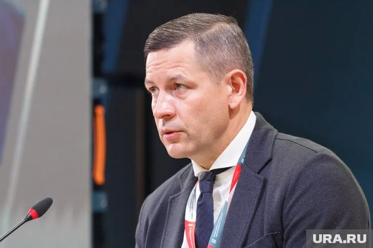 Егор Ковальчук побывал в Миассе и встретился с депутатами