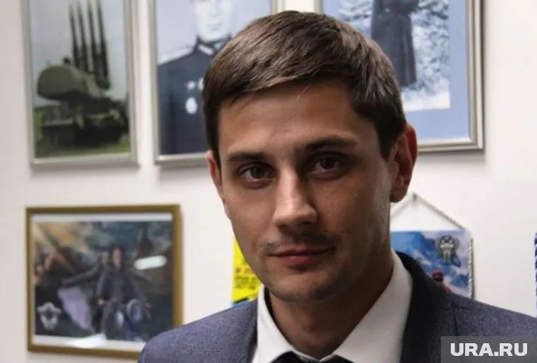 Суд оштрафовал депутата на 30 тысяч рублей и лишил водительского удостоверения