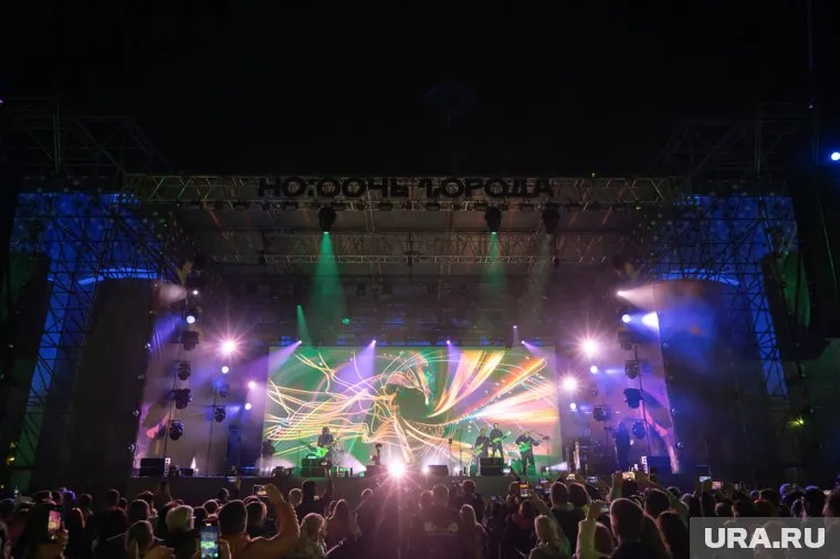 Со сцены прозвучало больше 20 всем знакомых песен