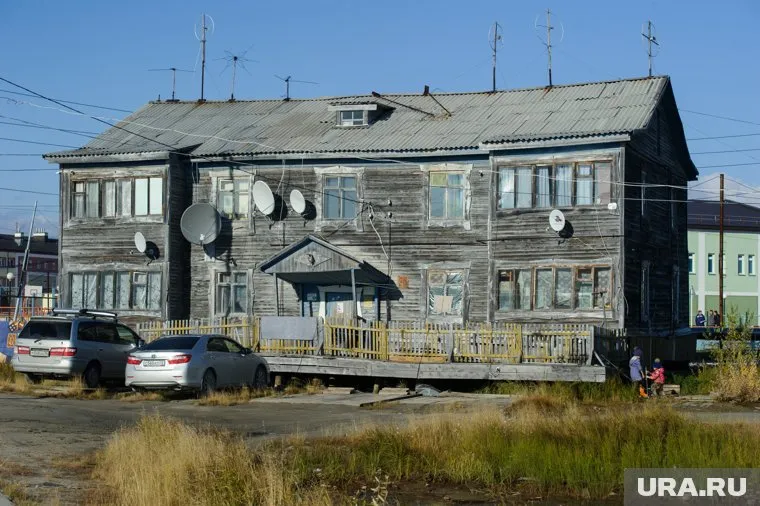 Срок службы старых деревянных домов в ЯНАО истекает