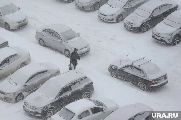 В ХМАО тепло, ветрено и скользко