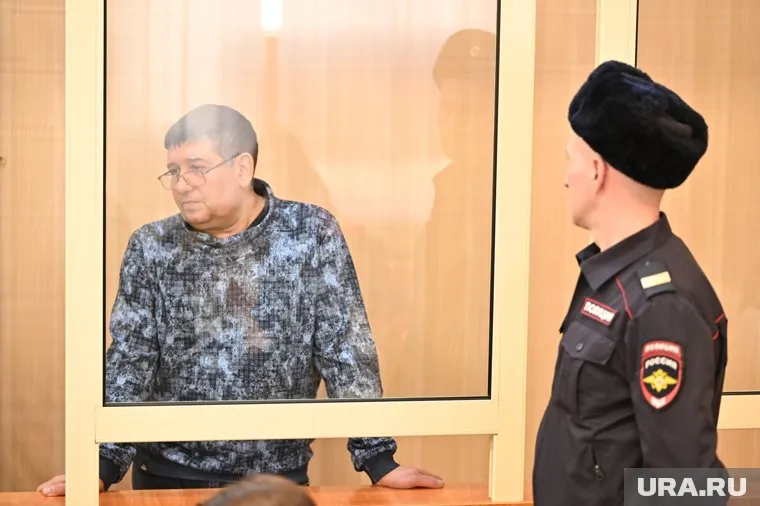 Илья Асламов обвиняется в получении крупной взятки
