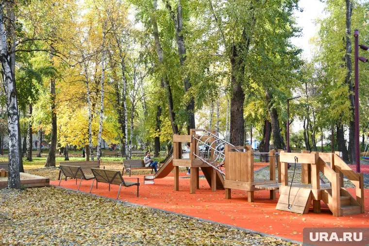 Детские площадки тоже преобразились до неузнаваемости