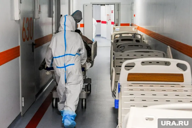 Вирусолог счел «Омикрон» искусственным штаммом коронавируса