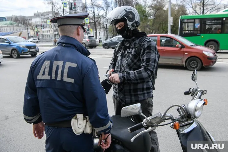 12-летний подросток взял мопед у своего брата без разрешения