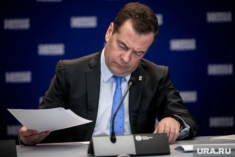 Дмитрий Медведев составил список грехов западных лидеров, сравнив его с «ошибками» РФ