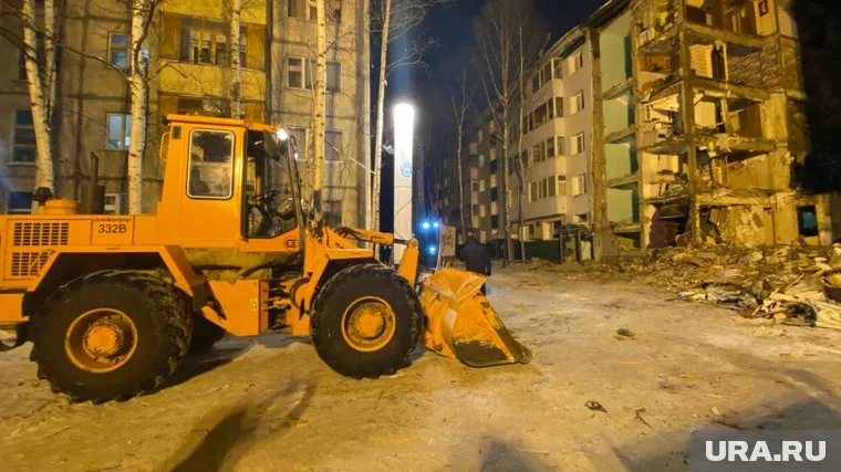 В первом и втором подъездах коммуникации теплоснабжения остались целы