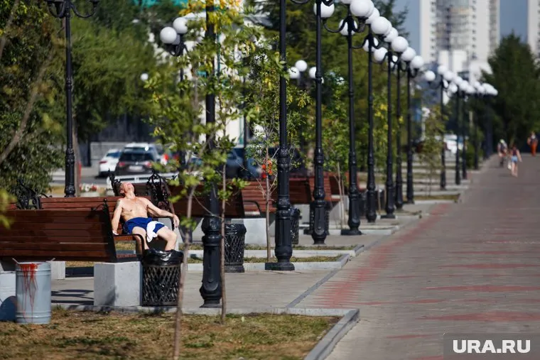 Алкоголь при любых обстоятельствах повышает риск получить травму, а в летний зной — особенно, сказал Алексей Казанцев