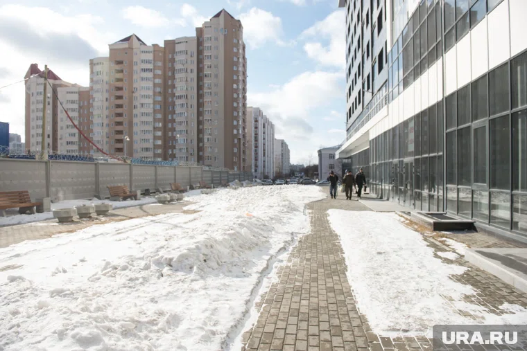 С УК затребуют график работы в выходные и снегопады 