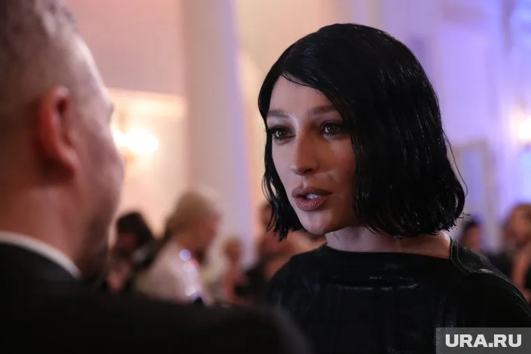 Рэпер был предупрежден, что выход с носком на члене будет неприемлемым, заявила Анастасия Ивлеева