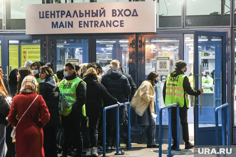 В ЯНАО запрещается проводить зрелищно-развлекательные мероприятия с 23:00 до 6:00