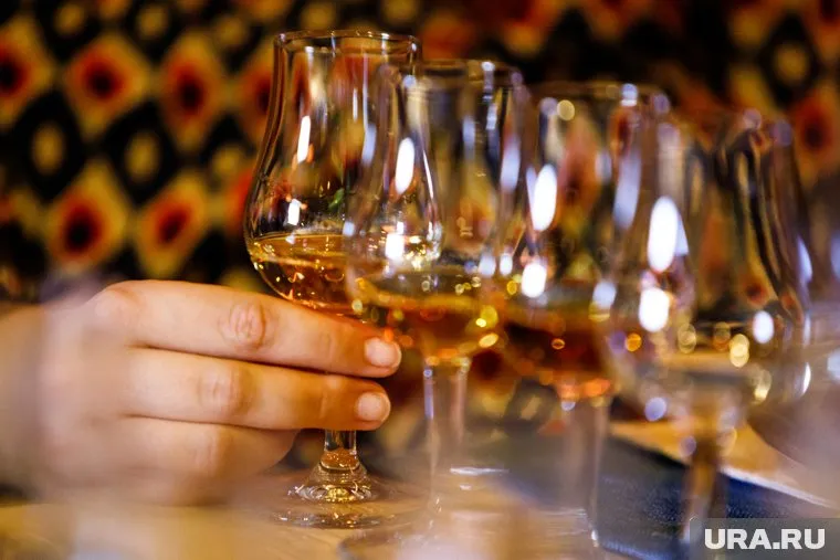 Завод в Армении прекратит ввоз коньяка в Россию