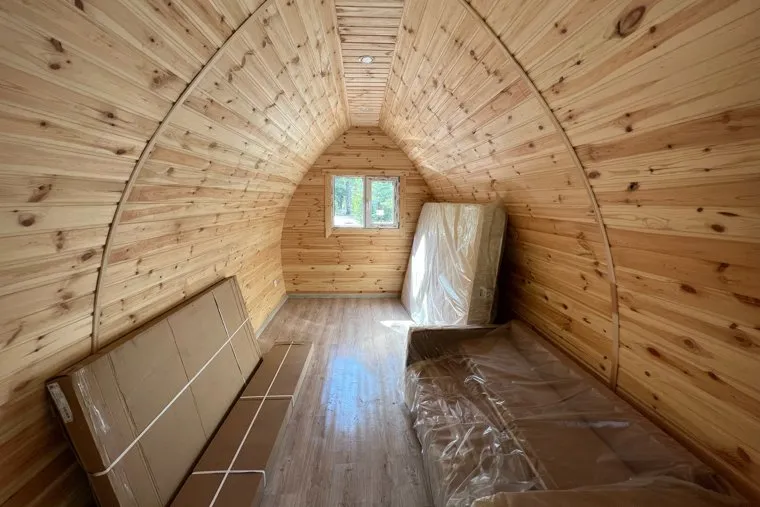 Пляж Голубые озера. Курган