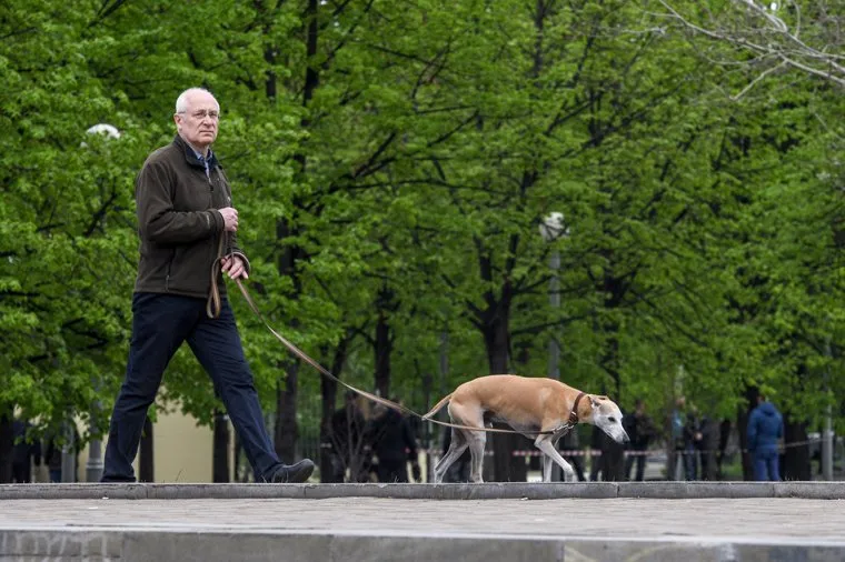 Четвертый день протестов против строительства храма Св. Екатерины в сквере у театра драмы.Екатеринбург