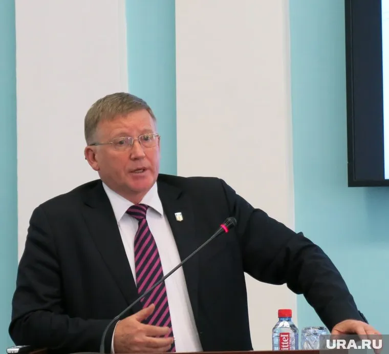 Новая должность позволит Александру Шестакову сохранить контроль над вузом