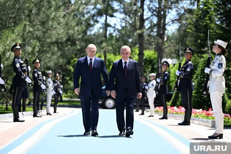 Путин и Мирзиеев обсудили экономические показатели российско-узбекского сотрудничества