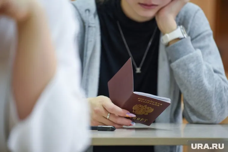 Школьники будут добровольно сдавать ЕГЭ, если изменения будут приняты в Госдуме