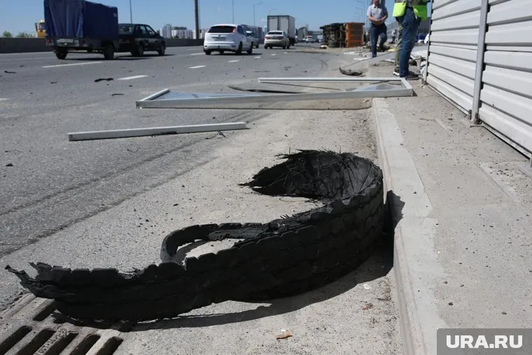 В результате столкновения двух автомобилей в Новосибирской области погибли семеро