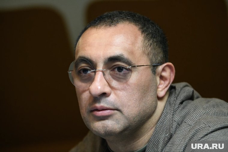 Стали известны подробности задержания лидера азербайджанцев на Урале