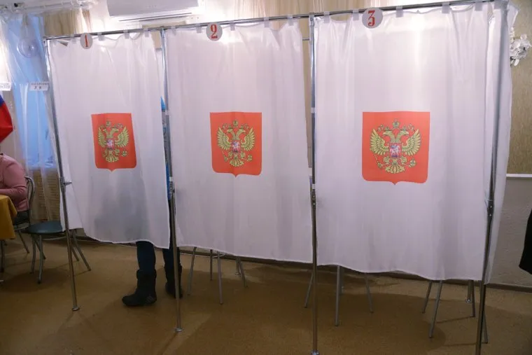 Выборы президента РФ в Перми, кабинки для голосования, выборы