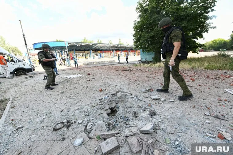 ВСУ обстреляли площадь Бакинских комиссаров в Куйбышевском районе