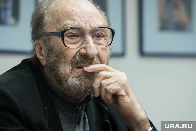 Волович стал 46-м почетным гражданином области