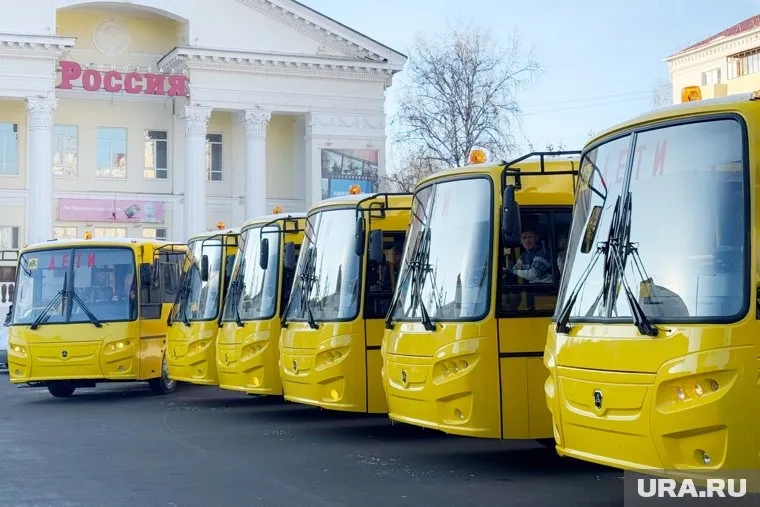 Новые курганские автобусы не могут выйти на работу (архивное фото)