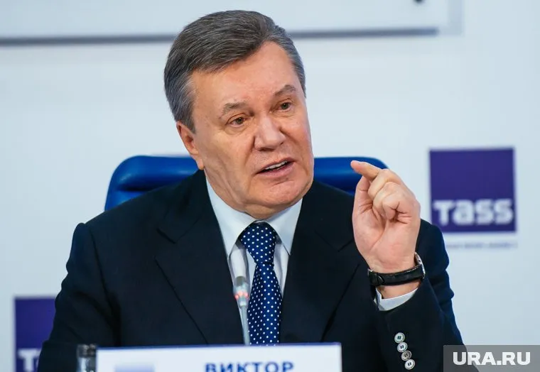 По словам экс-главы государства, во времена его президентства власти понимали опасность «сползания Украины» к Западу