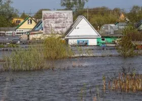 Ишимцам начинают выплачивать деньги на ремонт затопленных домов