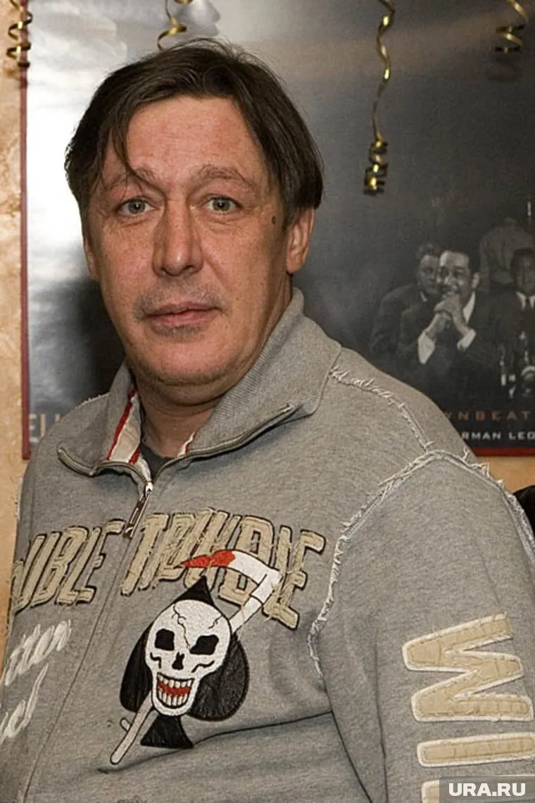 По мнению изветного блогера, у «нормальных баб» мужья не пьют и не дебоширят