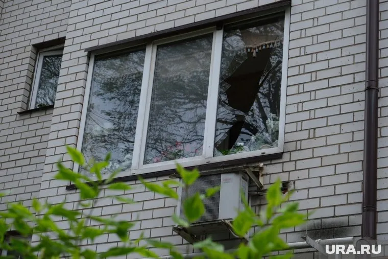 После падения ребенок госпитализирован и получает все необходимую врачебную помощь