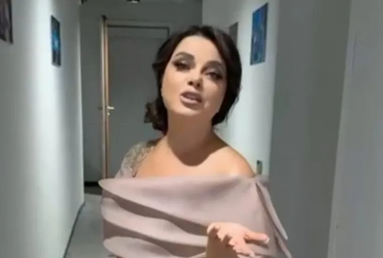 Наташа Королева уверена: излишняя любовь Соседова сослужила Азизе плохую службу